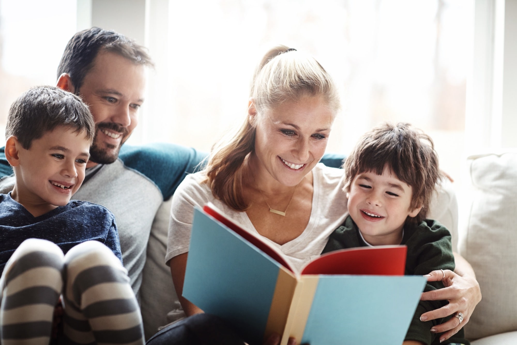 Läsning som Familjehobby: Böcker som Sammanför Generationer